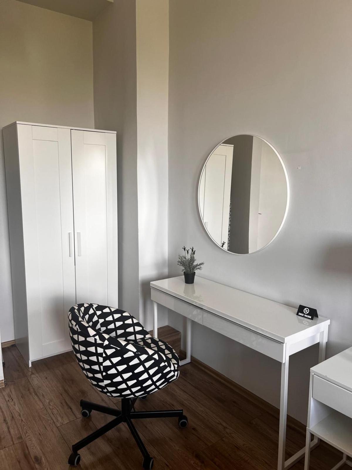 Business Center Apartment สเกียร์เนียวิตเซ ภายนอก รูปภาพ