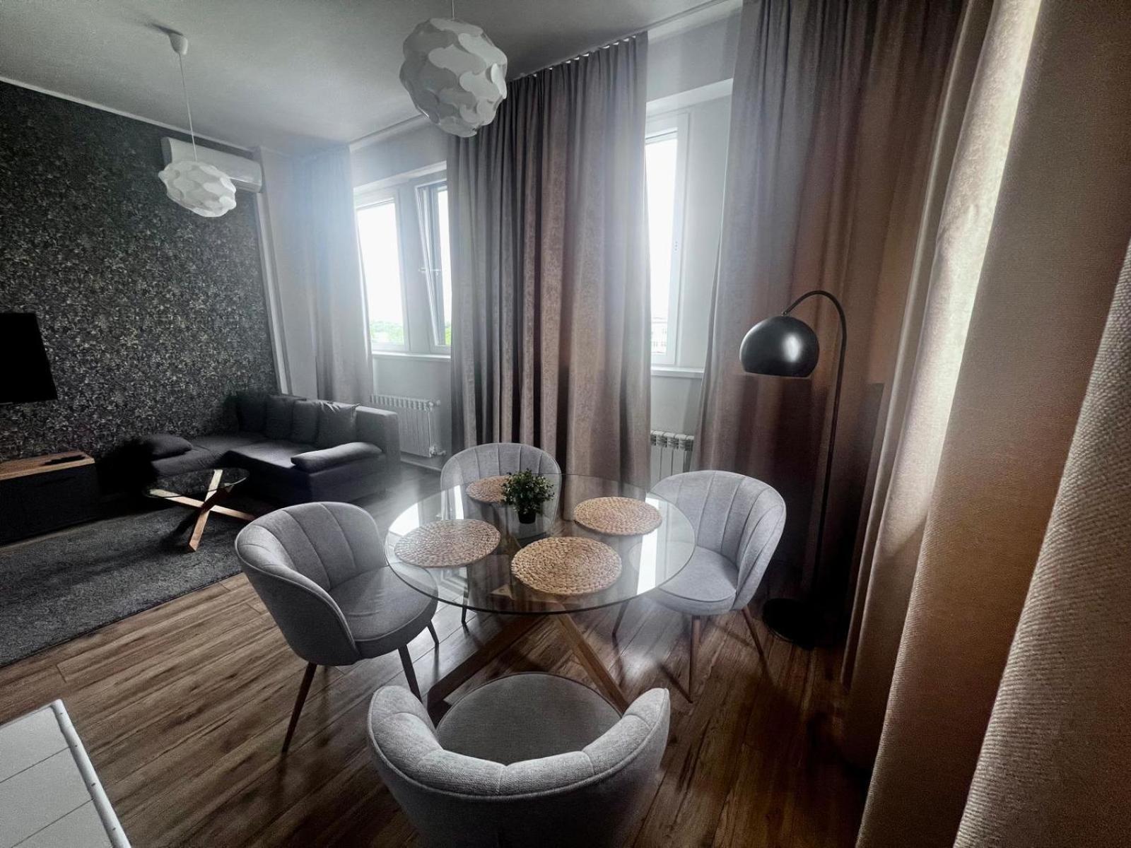 Business Center Apartment สเกียร์เนียวิตเซ ภายนอก รูปภาพ